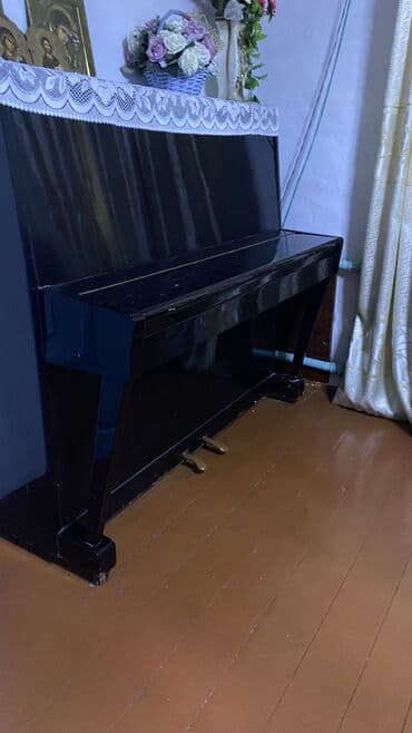 срочно продаю в связи с переездом: Продаю пианино «беларусь» б\у В хорошем состоянии, в частном доме (не — 1