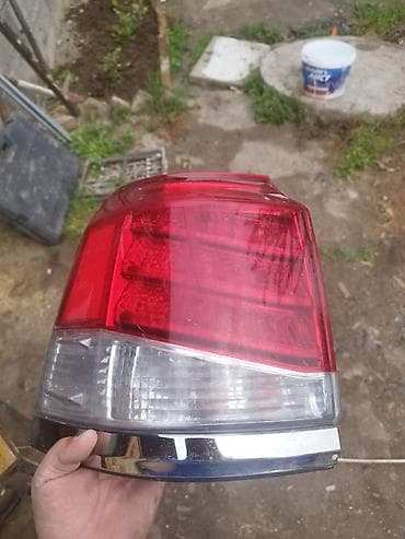 mini jack: Задний левый стоп-сигнал Toyota — 1