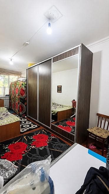 osh flat: 3 комнаты, 67 м², Газ Городок 3 этаж, Старый ремонт — 3