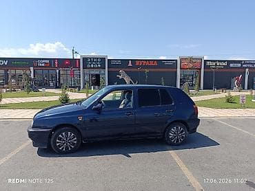 Транспорт: Volkswagen Golf: 1994 г., 1.6 л, Механика, Бензин, Хэтчбэк — 4