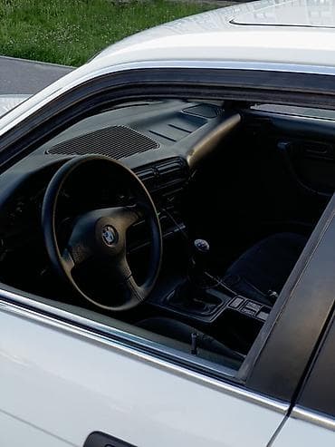 Продажа авто: BMW 5 series: 1992 г., 3 л, Механика, Бензин, Седан — 3