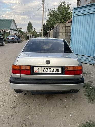 124 2 2: Volkswagen Vento: 1992 г., 1.8 л, Механика, Бензин, Седан — 7