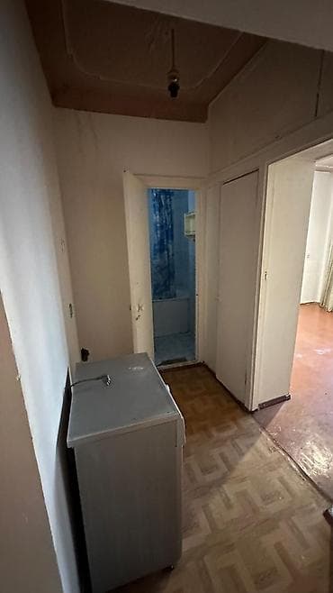 104 серия квартир 3 комнатная: 3 комнаты, 61 м², 105 серия, 4 этаж, Старый ремонт — 7