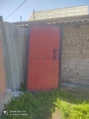 Распашные ворота: Металлические ворота и дверь - Комплект распашных ворот: 2 створки из — 2