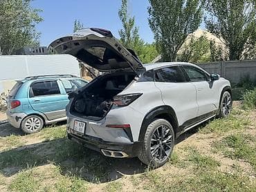 byd one up: Changan Uni-T: 2025 г., 1.5 л, Автомат, Бензин, Лифтбек — 3