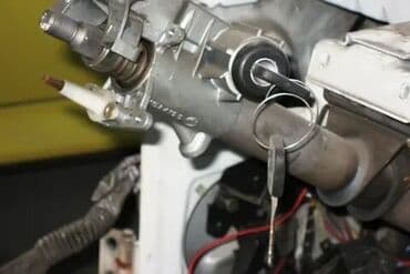 дверь ремонт: Ремонт реставрация замков Вскрытие замков ремонт замок замок — 5