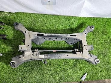 Силовые элементы кузова: Передний подрамник Kia, Оригинал — 1