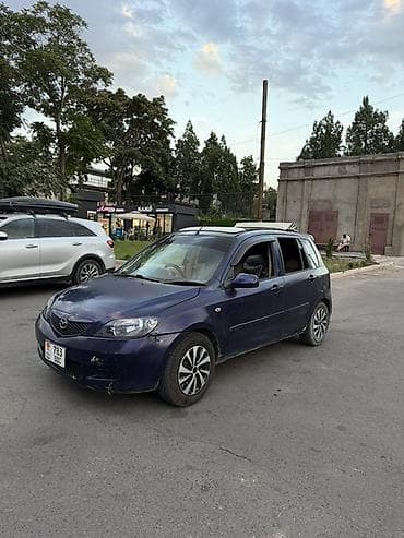 Mazda 2: 2003 г., 1.3 л, Кол менен иштөөчү, Бензин, Хетчбек