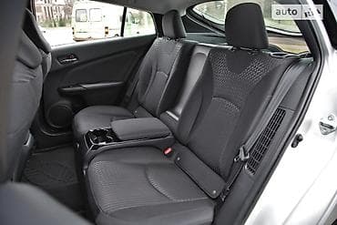 Продажа авто: Toyota Prius: 2017 г., 1.8 л, Автомат, Гибрид, Хэтчбэк — 7