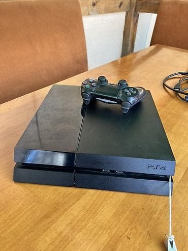 playstation 3 цена в бишкеке: PlayStation 4 (оригинальная «fat» версия) с геймпадом DualShock 4 — 1