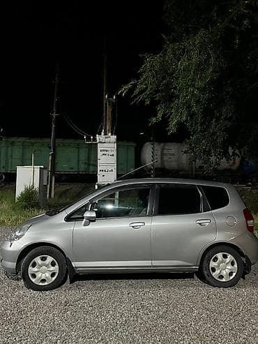 ram 2500: Honda Fit: 2001 г., 1.3 л, Вариатор, Бензин, Хэтчбэк — 4