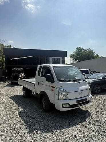 Легкий грузовик, Hyundai, Стандарт, 1,5 т, Б/у