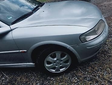 продаю с: Opel Vectra: 2001 г., 1.6 л, Механика, Бензин, Седан — 4