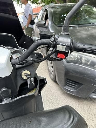 скутер расрочка: 🛵🔥 ⚠ Срочная продажа! Срочно продаётся Maxi 150cc 🔥🛵 Почти новый — 6