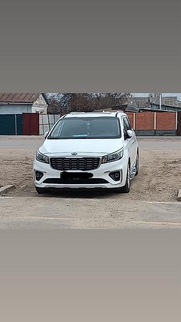 Kia Carnival: 2018 г., 2.2 л, Автомат, Дизель, Минивэн