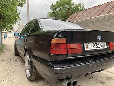 Продажа авто: BMW 5 series: 1991 г., 2 л, Механика, Бензин, Седан — 10