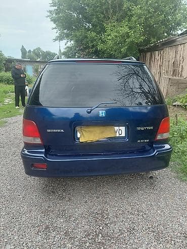 авто сатылат: Honda Shuttle: 1999 г., 2.3 л, Автомат, Бензин, Вэн/Минивэн — 6