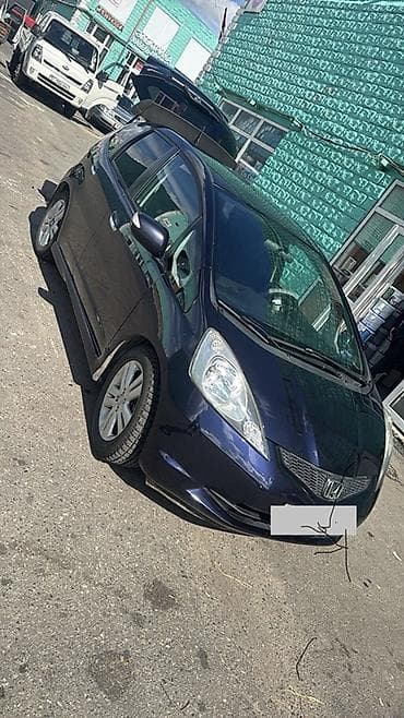 mersedes r18: Honda Jazz: 2009 г., 1.3 л, Робот, Бензин, Седан — 8