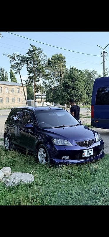 Mazda Verisa: 2003 г., 1.5 л, Автомат, Бензин, Хэтчбэк