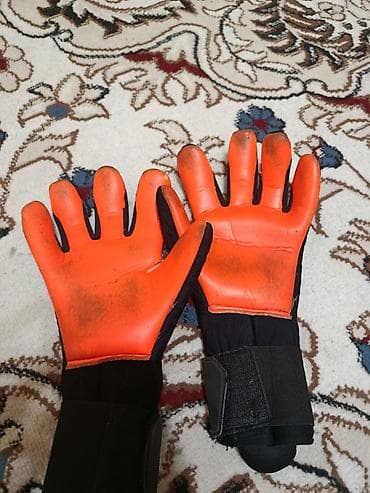 перчаток: Вратарские перчатки для футбола. - Ладонь: ярко‑оранжевая липкая — 1