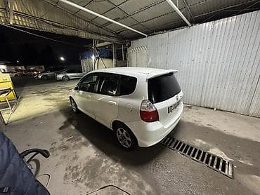 лобовое хонда фит: Honda Fit: 2002 г., 1.3 л, Автомат, Бензин, Хэтчбэк — 3