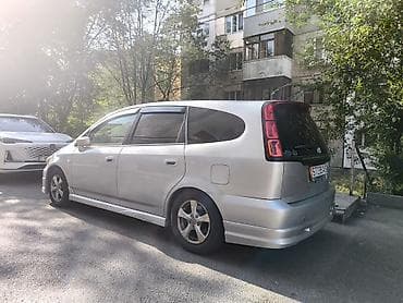 Транспорт: Honda Stream: 2004 г., 2 л, Универсал — 5