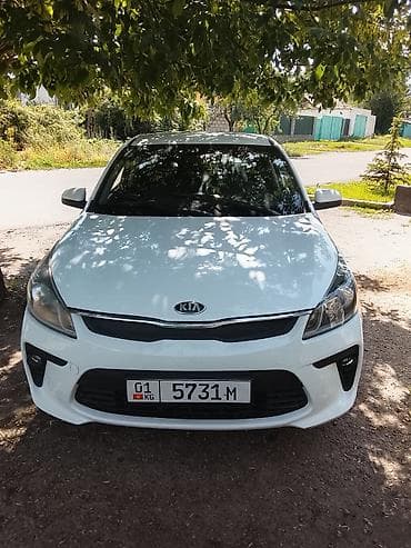 Унаа сатуу: Kia Rio: 2019 г., 1.4 л, Кол менен иштөөчү, Бензин, Седан — 2