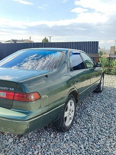 sprinter 2 7: Toyota Camry: 1999 г., 2.2 л, Бензин, Седан — 4