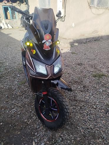 глушитил: Скутер/мопед городско‑эндурного типа. Основные особенности: - — 3