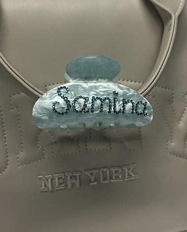 Именные крабики для волос с кристаллами. Именные крабики для волос ✨