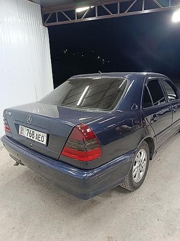 235 65: Mercedes-Benz C-Class: 2000 г., Механика, Бензин, Седан — 4