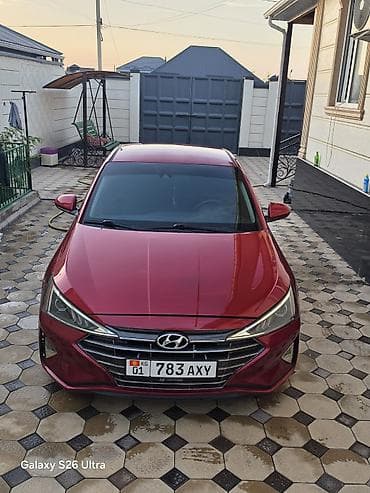 Hyundai Elantra: 2019 г., 0.2 л, Автомат, Бензин, Седан