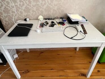 Ковролин: Стол из Икеи, Lanenberg.Обеденный также как и письменный — 4