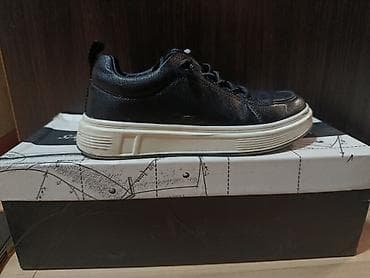 slim patch: Мужские кроссовки, 32, Б/у, цвет - Черный — 4