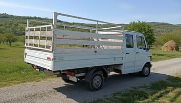 таета авенсис универсал продажа бишкек: Жүк ташуучу унаа, Mercedes-Benz, Дубль, 3 т, Колдонулган — 1