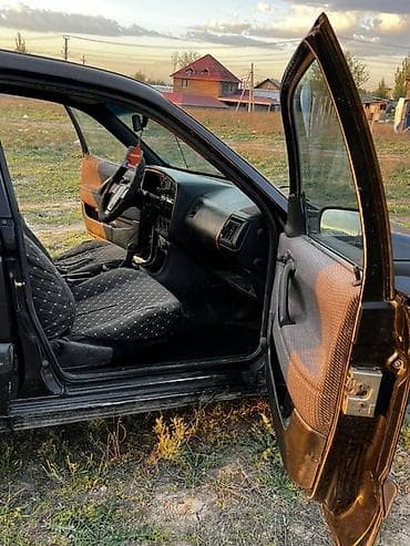 салквн тор: Volkswagen Passat Variant: 1991 г., 1.8 л, Ручные, Бензин, Универсал — 10