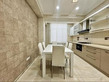 osh flat: 🔥 КВАРТИРА, КОТОРУЮ СТОИТ ПОСМОТРЕТЬ 🏠 Сдаётся просторная 3-комнатная — 7