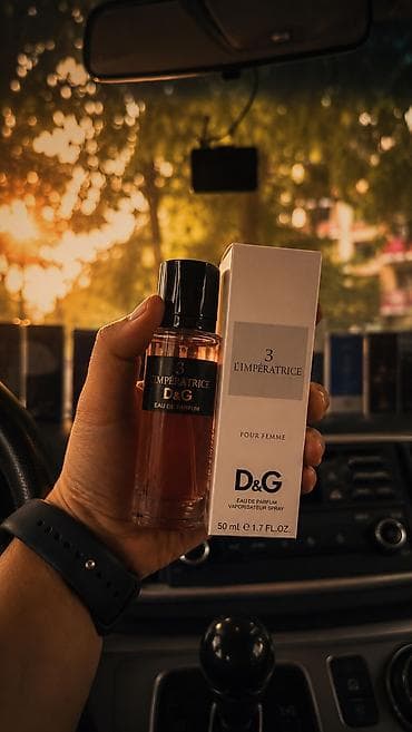 женское духи: Ароматы 50 мл (1.7 fl. oz), в фирменных коробках: - Louis Vuitton — 2