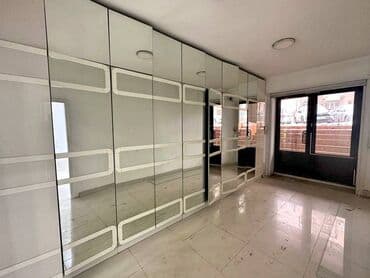 курс парикмахера: Сдаётся коммерческое помещение по первой линии Исанова/Московская (по — 6