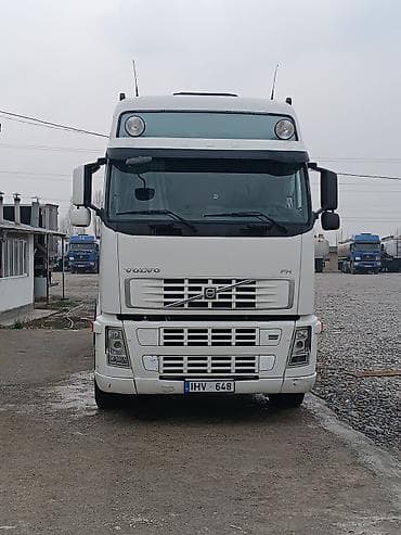 Тягач, Volvo