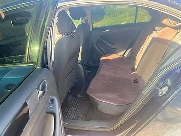 авто до 6000 долларов: Volkswagen Jetta: 2011 г., 1.4 л, Автомат, Бензин, Седан — 7