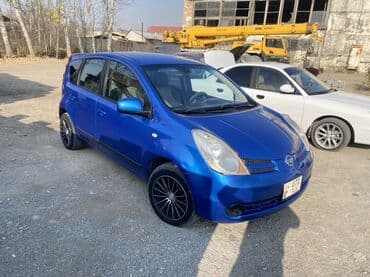 ниса: Nissan Note: 2007 г., 1.4 л, Механика, Хетчбек — 2