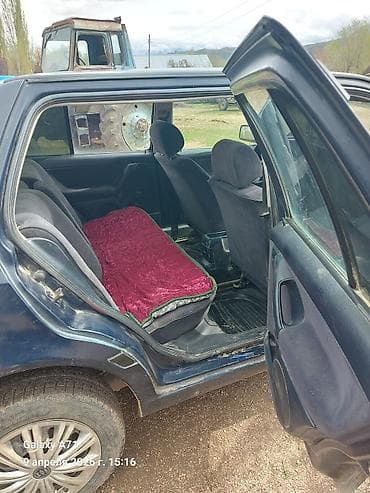 e class: Volkswagen Vento: 1992 г., 1.8 л, Ручные, Бензин, Седан — 6