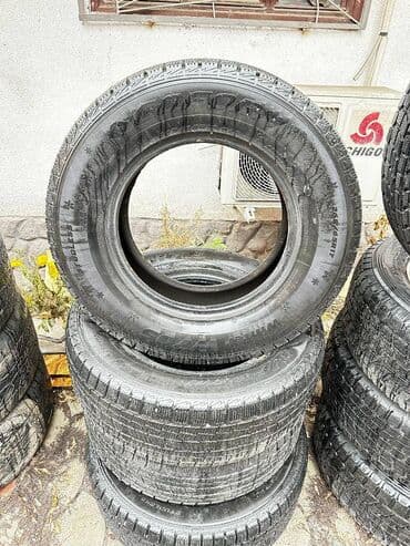 шины зимние новые: Шины 265 / 65 / R 17, Зима, Б/у, Комплект, Внедорожные (АТ/МТ), Корея — 2