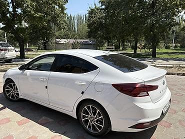byd e9: Hyundai Avante: 2018 г., 1.6 л, Автомат, Бензин, Седан — 3