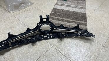 Решетка радиатора Toyota 2021 г., Новый, Аналог at lalafo.kg Решетка радиатора Toyota 2021 г., Новый, Аналог