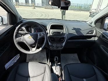 Продажа авто: Chevrolet Spark: 2022 г., 1 л, Автомат, Бензин, Хэтчбэк — 8