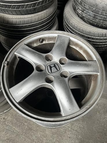 ио пинин: Литые Диски R 16 Honda, отверстий - 5 — 1