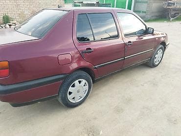joon deer: Volkswagen Vento: 1992 г., 1.8 л, Механика, Бензин, Седан — 7