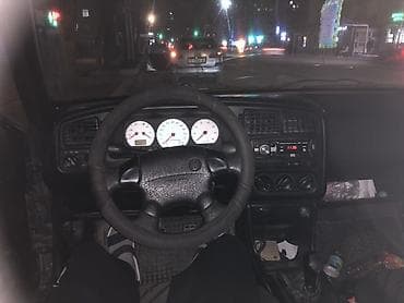 Транспорт: Volkswagen Passat Variant: 1996 г., 1.6 л, Бензин, Универсал — 6